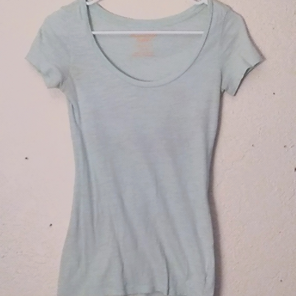 American Eagle Baby blue tee